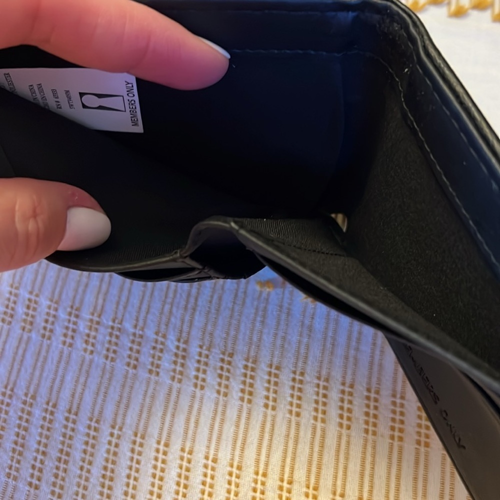 Members Only - Members Only Logo
Wallet - Picture 5 of 5